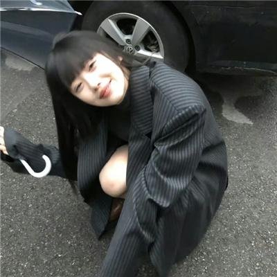 采蘑菇的夫妻